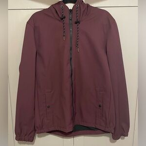 Very good condition. Nomad Windbreaker
Mens Size Large